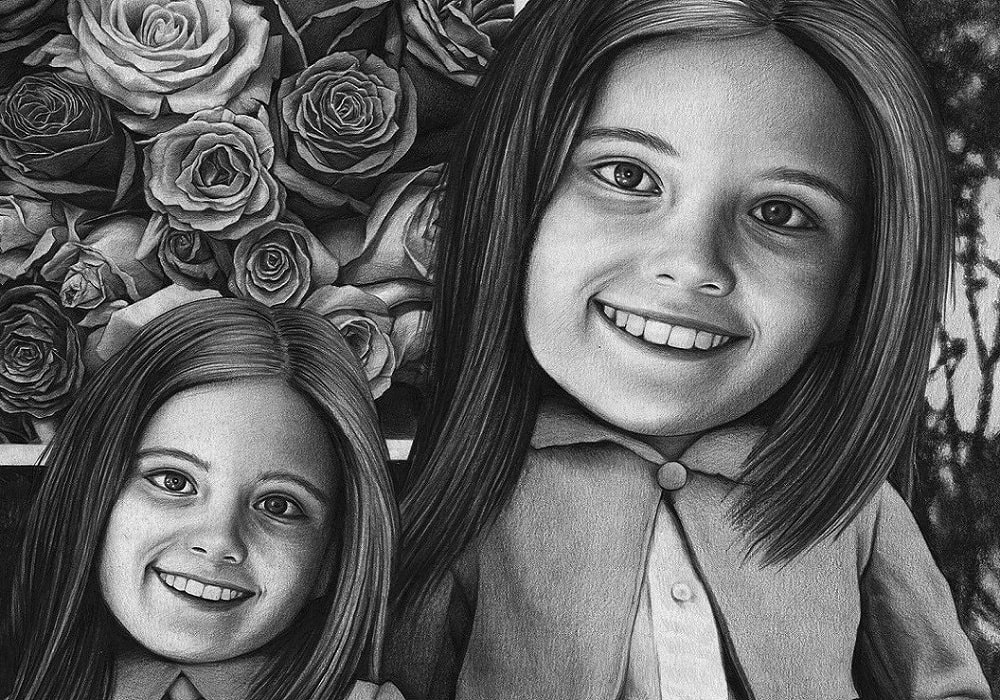 Detail of Siblings Amandine Urruty graphite charcoal paper Magma gallery