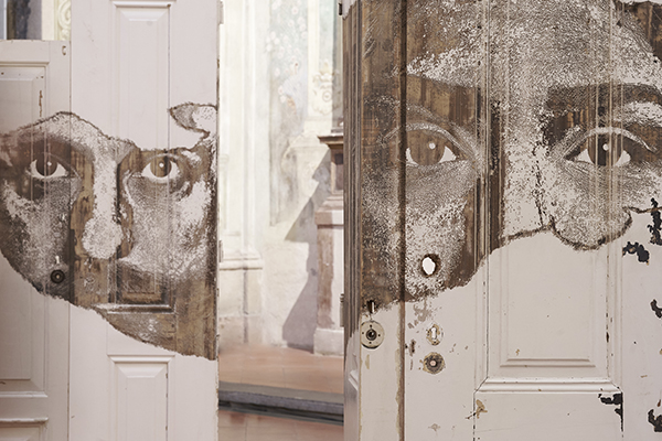 Portal contemporary art solo show of Vhils at Magma gallery Bologna Italy.